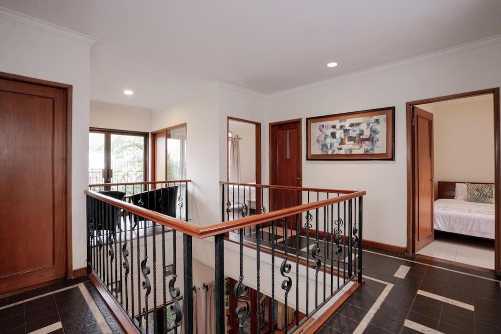 Pasteur Beautiful Luxury Home バンドゥン エクステリア 写真