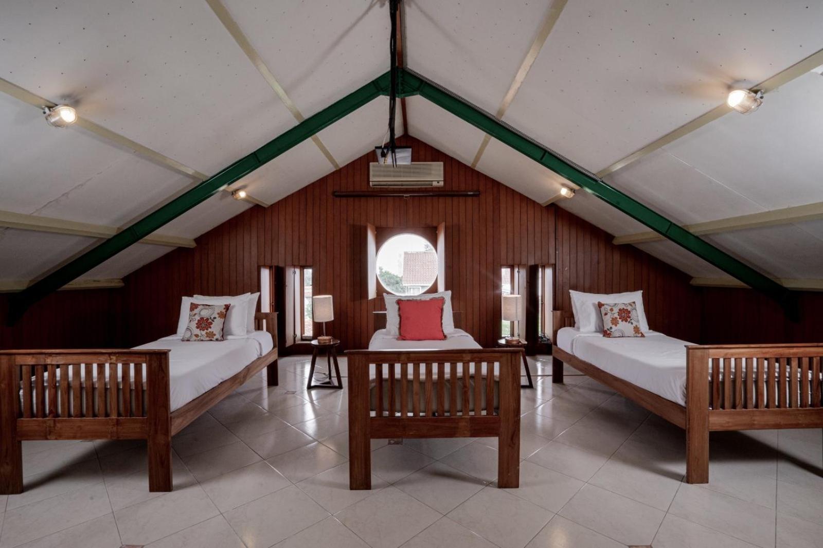 Pasteur Beautiful Luxury Home バンドゥン エクステリア 写真