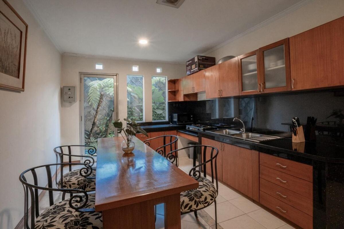 Pasteur Beautiful Luxury Home バンドゥン エクステリア 写真