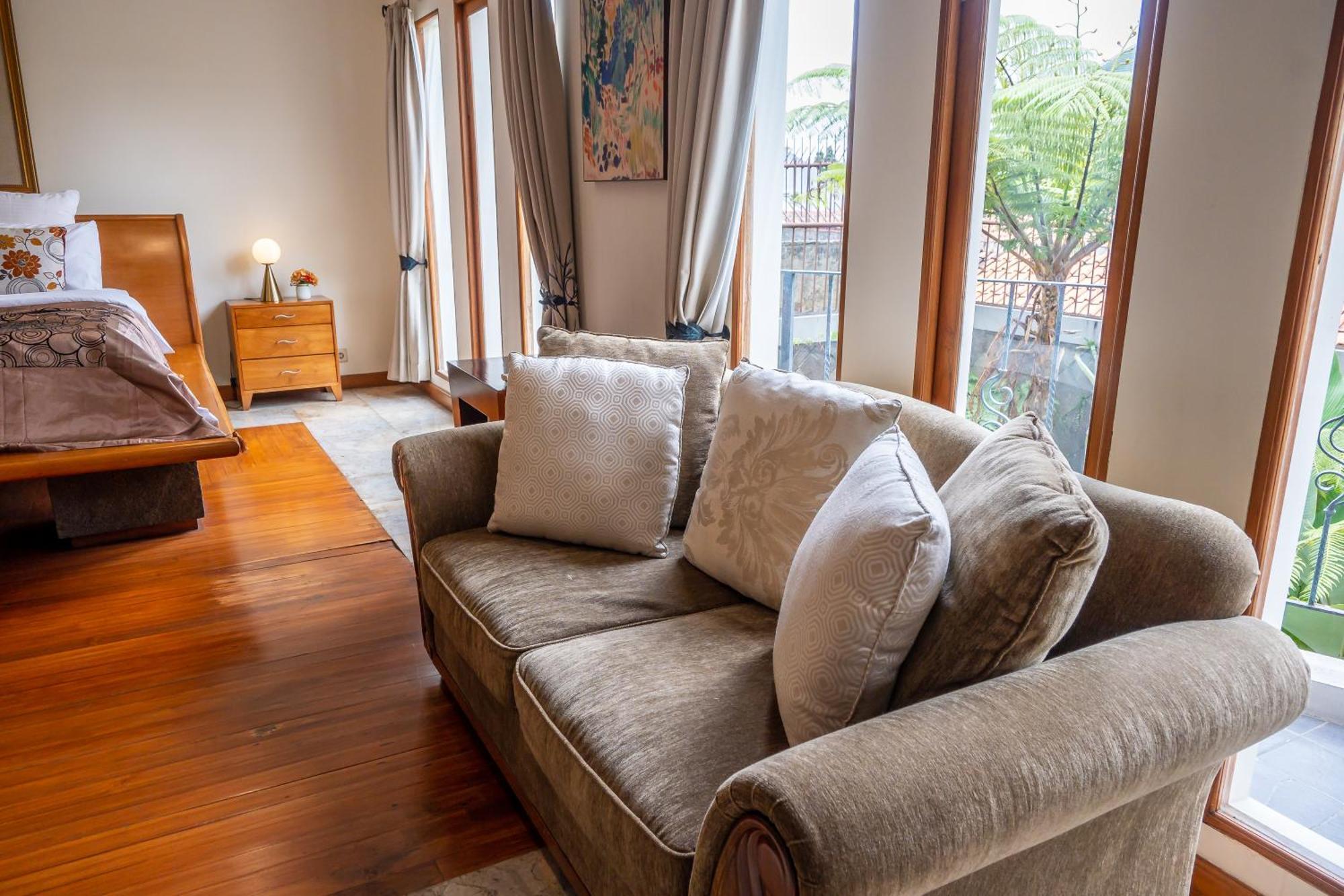 Pasteur Beautiful Luxury Home バンドゥン エクステリア 写真