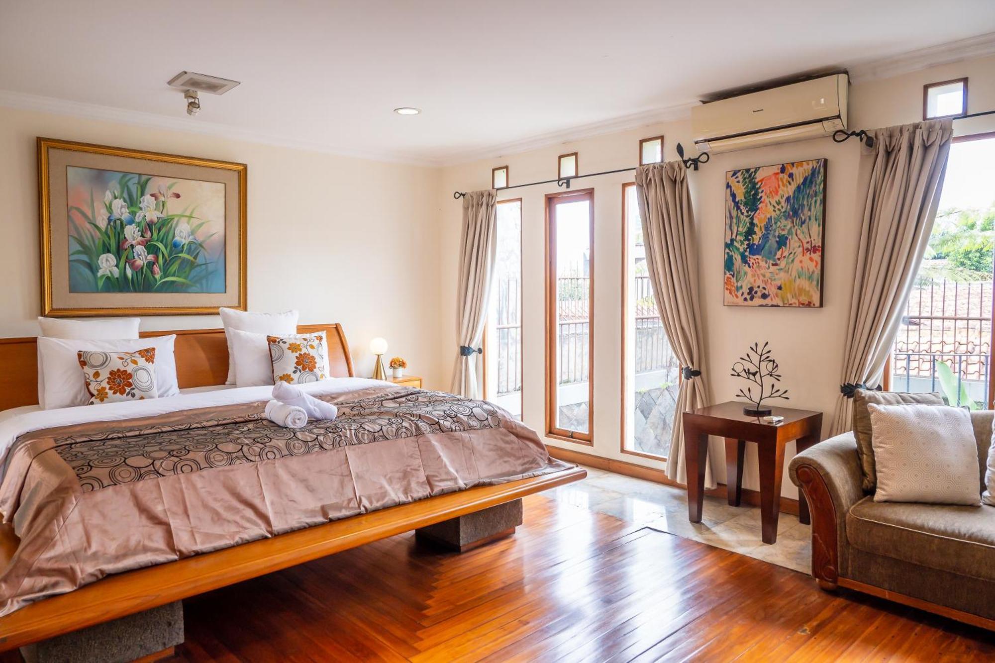 Pasteur Beautiful Luxury Home バンドゥン エクステリア 写真