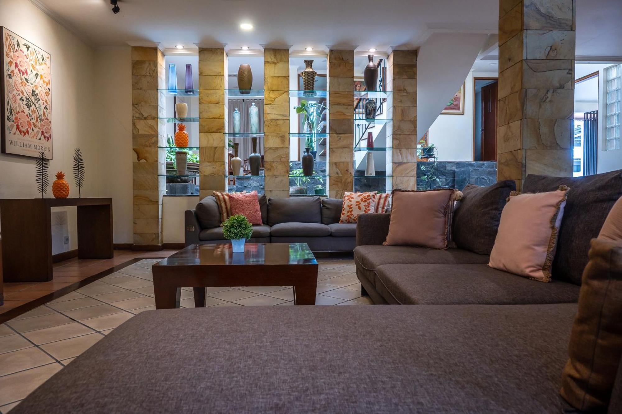 Pasteur Beautiful Luxury Home バンドゥン エクステリア 写真